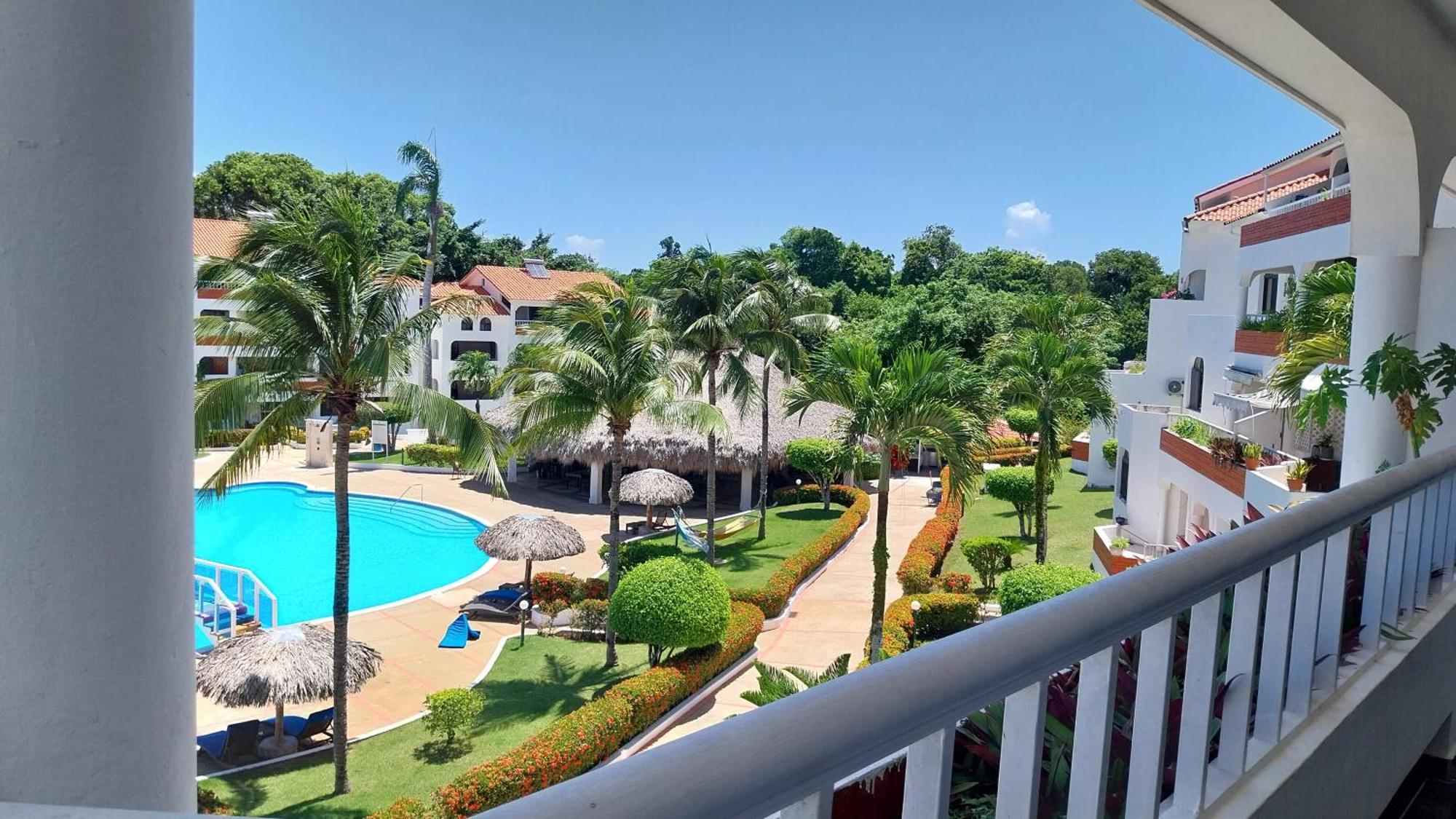 The Biggest Swimming Pool In Sosua, Frente A La Piscina Mas Grande En Sosua Apartamento Exterior foto